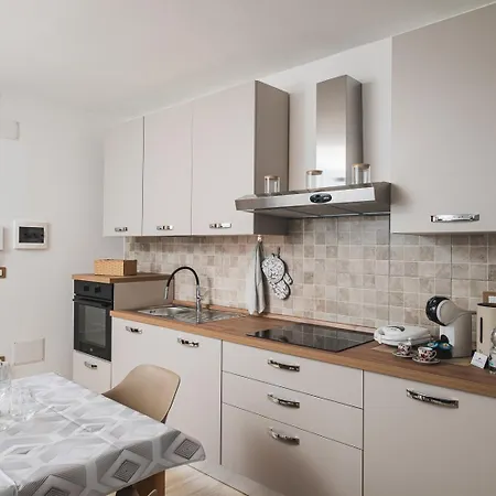 Holiday home Little Marinella - A Con Parcheggio Privato *