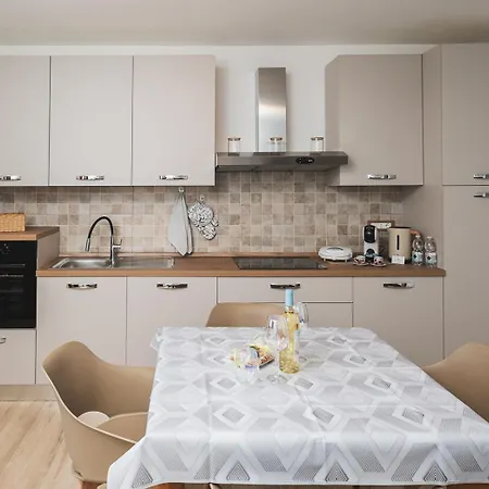 Little Marinella - A Con Parcheggio Privato Holiday home *